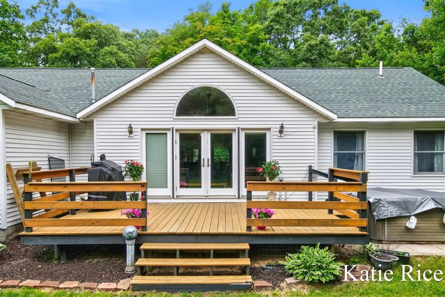 9210 Lamos Road, Montague, MI 49437