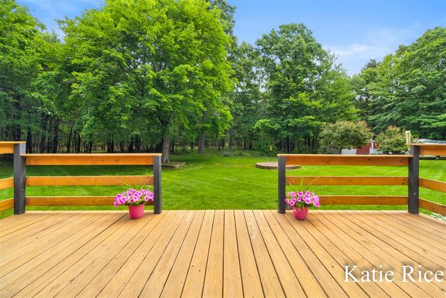 9210 Lamos Road, Montague, MI 49437