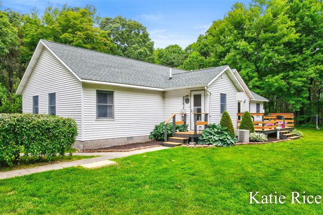 9210 Lamos Road, Montague, MI 49437
