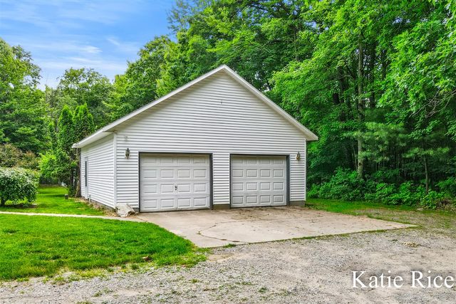 9210 Lamos Road, Montague, MI 49437