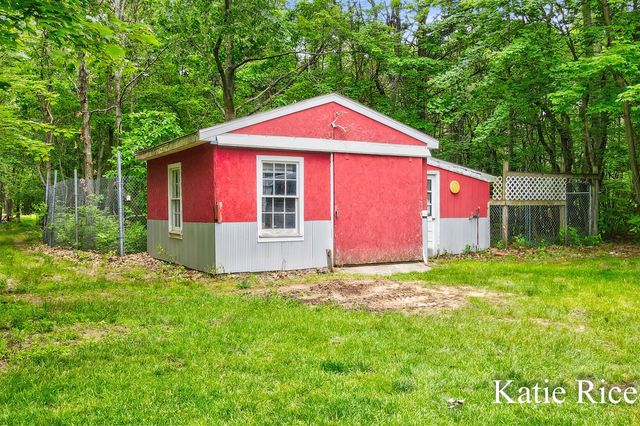9210 Lamos Road, Montague, MI 49437