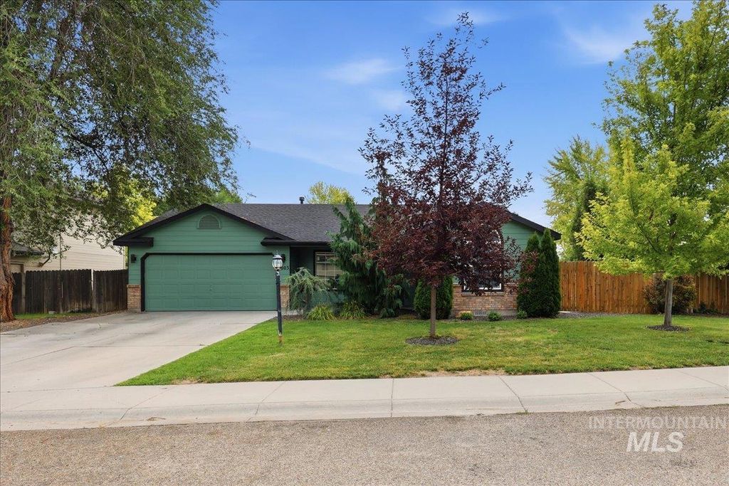 2803 Brisol, Caldwell, ID 83605