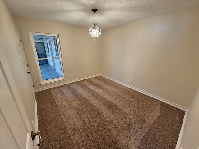 62 Raintree Court, Lake Jackson, TX 77566