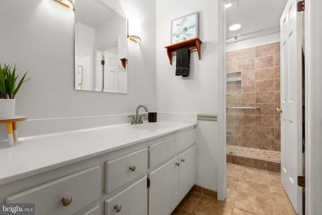 102 EAGLE CT, Locust Grove, VA 22508