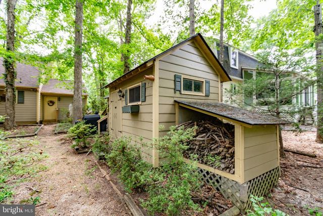 102 EAGLE CT, Locust Grove, VA 22508