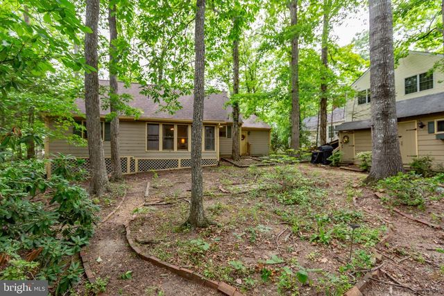 102 EAGLE CT, Locust Grove, VA 22508
