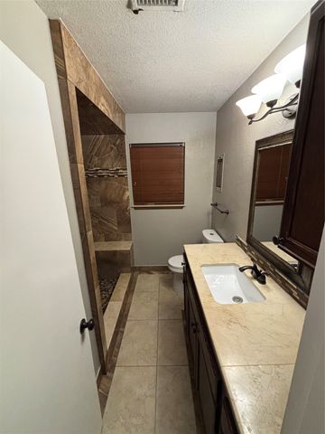 2605 San Medina Avenue, Dallas, TX 75228