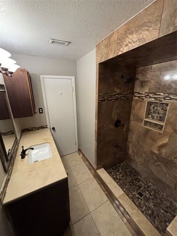 2605 San Medina Avenue, Dallas, TX 75228