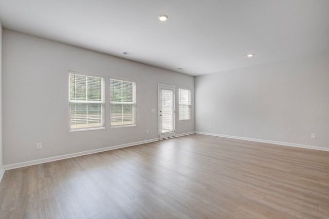 4105 Quincy Adams Lane, North Charleston, SC 29418