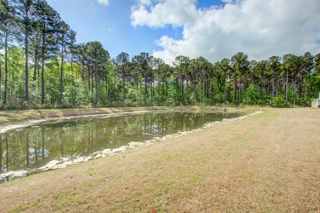 4105 Quincy Adams Lane, North Charleston, SC 29418