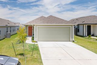 447 Marty Allen LOOP, Jarrell, TX 76537