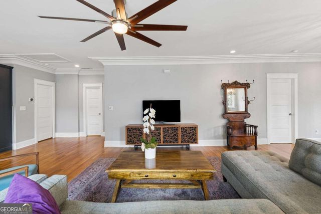776 Yorkshire Road NE, Atlanta, GA 30306