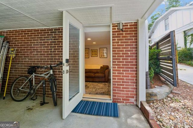 776 Yorkshire Road NE, Atlanta, GA 30306