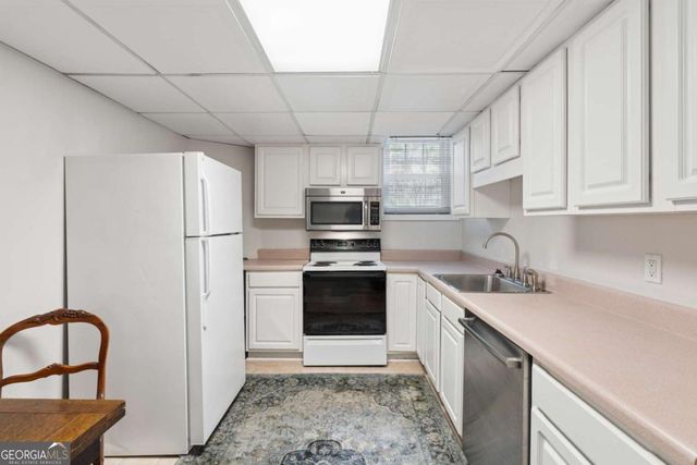 776 Yorkshire Road NE, Atlanta, GA 30306