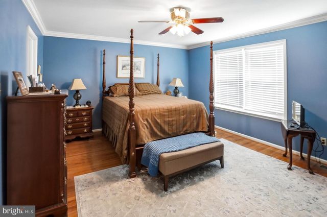 102 NOBLE LN, Gilbertsville, PA 19525