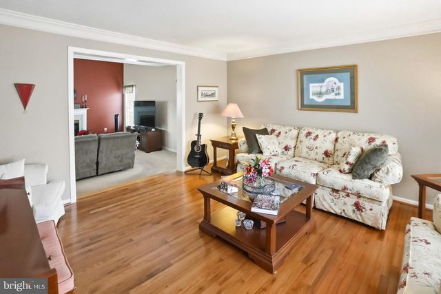 102 NOBLE LN, Gilbertsville, PA 19525