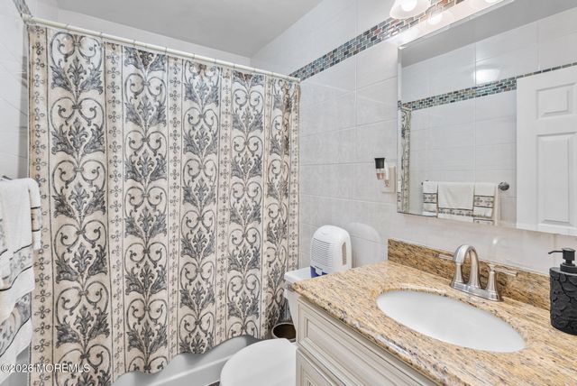 12 Ann Court, Hazlet, NJ 07730