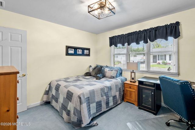 12 Ann Court, Hazlet, NJ 07730