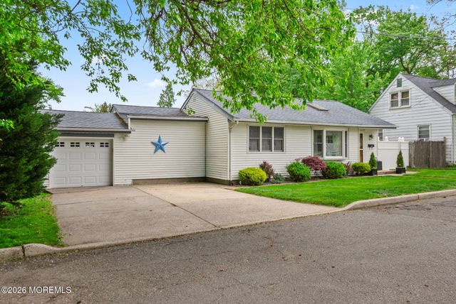 12 Ann Court, Hazlet, NJ 07730