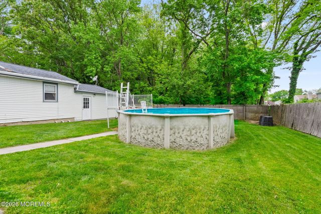 12 Ann Court, Hazlet, NJ 07730