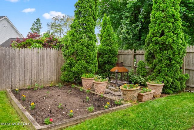 12 Ann Court, Hazlet, NJ 07730