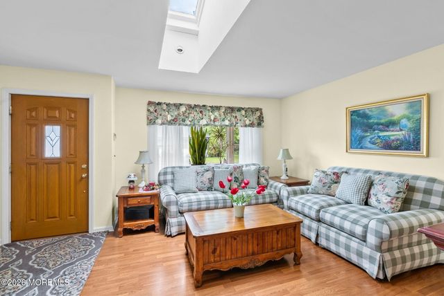 12 Ann Court, Hazlet, NJ 07730