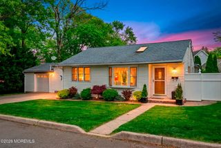 12 Ann Court, Hazlet, NJ 07730