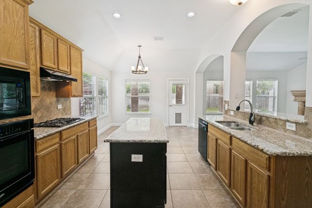5513 Post Ridge Drive, Fort Worth, TX 76123