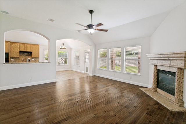 5513 Post Ridge Drive, Fort Worth, TX 76123