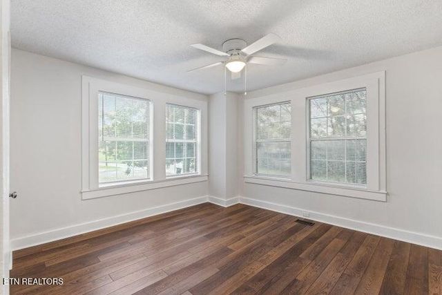 300 S Oak Street, Sweetwater, TN 37874