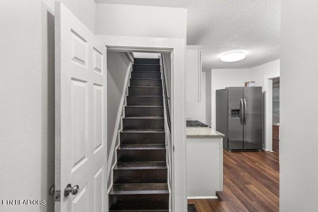 300 S Oak Street, Sweetwater, TN 37874