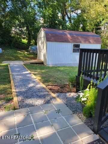 300 S Oak Street, Sweetwater, TN 37874