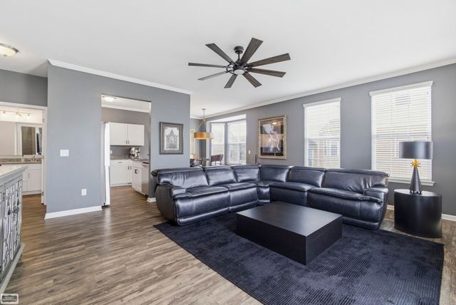 56756 Longhorn Drive, Utica, MI 48316