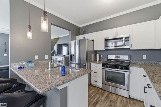 56756 Longhorn Drive, Utica, MI 48316