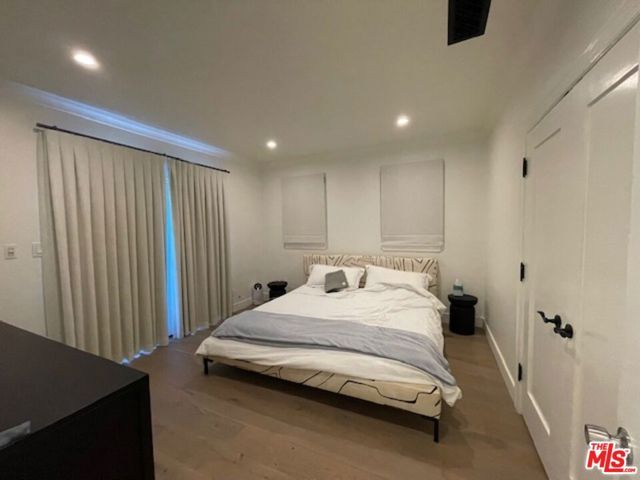 934 N Sweetzer Avenue, West Hollywood, CA 90069