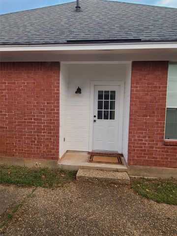 105 Downing Court, Bossier City, LA 71111