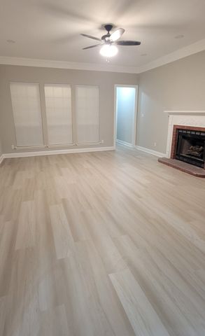 105 Downing Court, Bossier City, LA 71111