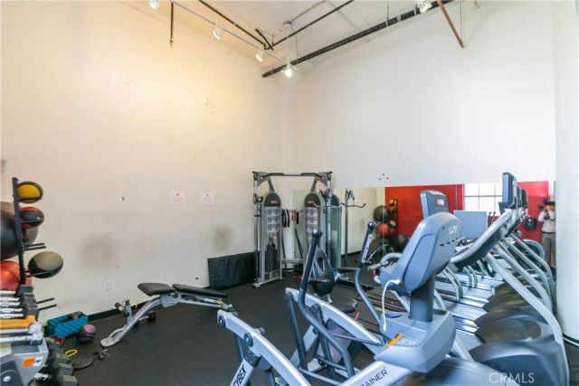 420 S San Pedro 211, Los Angeles, CA 90013