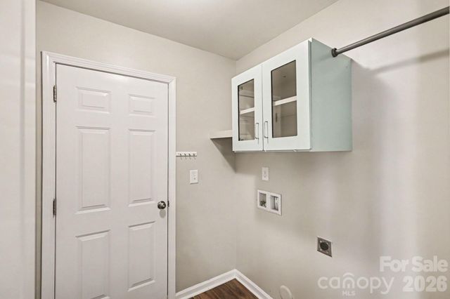 3621 Ernie Drive, Charlotte, NC 28269