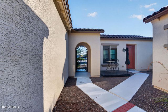 17910 W SILVERWOOD Drive, Goodyear, AZ 85338