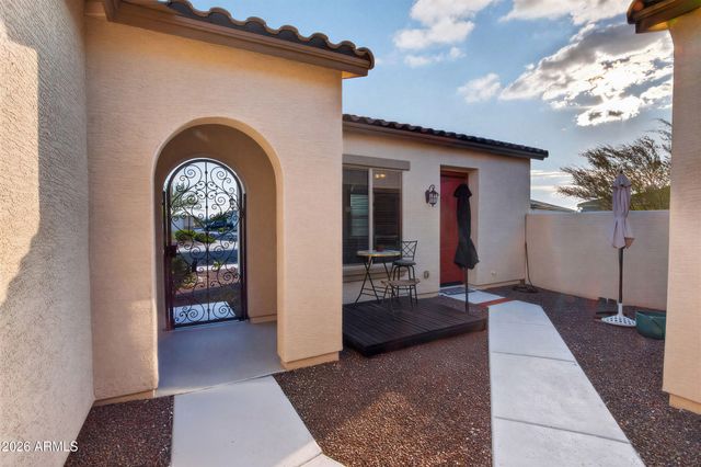17910 W SILVERWOOD Drive, Goodyear, AZ 85338