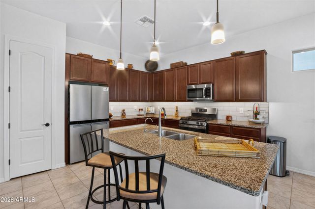 17910 W SILVERWOOD Drive, Goodyear, AZ 85338