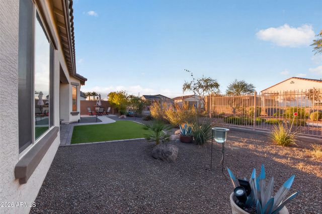 17910 W SILVERWOOD Drive, Goodyear, AZ 85338
