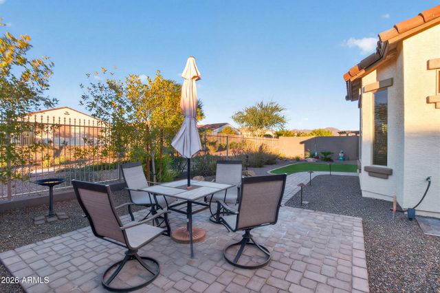 17910 W SILVERWOOD Drive, Goodyear, AZ 85338