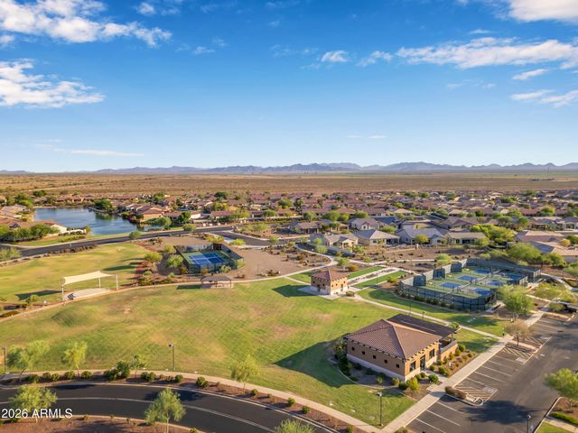 17910 W SILVERWOOD Drive, Goodyear, AZ 85338