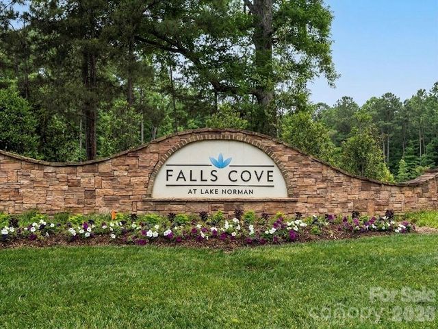 129 Slip Shot Lane, Troutman, NC 28166