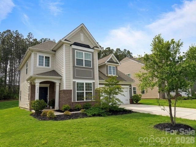 129 Slip Shot Lane, Troutman, NC 28166