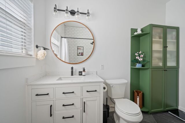 2100 Dixie LN, Round Rock, TX 78664