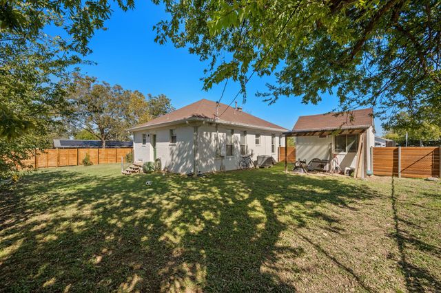 2100 Dixie LN, Round Rock, TX 78664