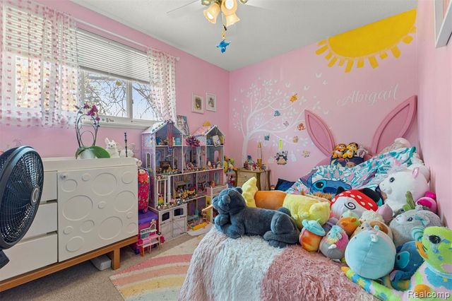 22646 Candace Drive, Rockwood, MI 48173